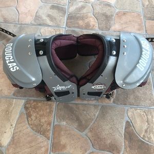 Douglas 25S Shoulder Pads for Football Player